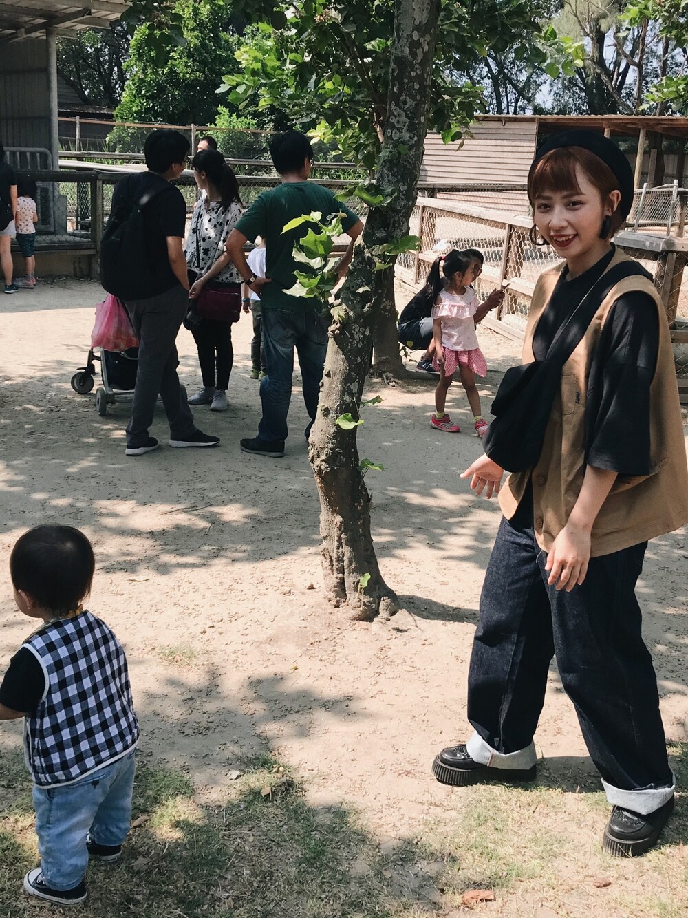 「UNIQLOのアイテム（パンツ、その他）」を使った、Acidさん（レディース・158cm）の秋コーディネートの1枚目の写真