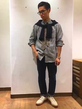 村里 侑志さんのコーディネート