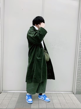 「緑」｜「アイテム（ステンカラーコート）」を使った、みょちゃさん（メンズ・178cm）の冬コーディネート