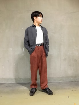 「URBAN RESEARCH DOORS（アーバンリサーチドアーズ）のハードマンズリネン 2タックトラウザー（その他パンツ）」を使った、tatsuさん（メンズ・167cm）の春コーディネート