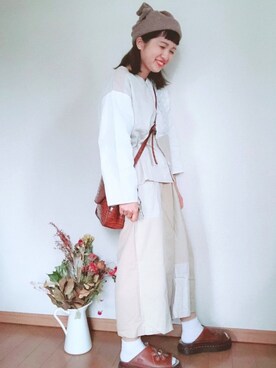「スリッパ」｜「アイテム（帽子）」を使った、ミミさん（レディース・153cm）の秋コーディネート