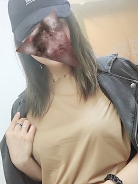 「ネイル」｜「アイテム（キャップ）」を使った、copeさん（レディース・170cm）の秋コーディネート