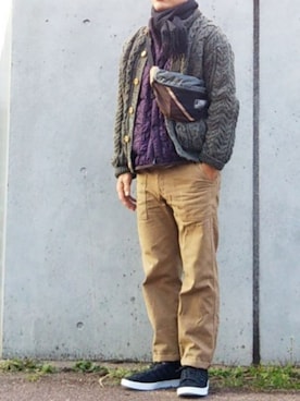 「ニットカーディガン」｜momentさん（メンズ・164cm・40代）の冬コーディネート