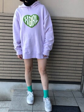 「アイテム（レッグウェア、グリーン系）」を使った、吉井紗彩さん（レディース・155cm）の秋コーディネート