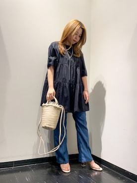 「URBAN RESEARCH（アーバンリサーチ）のコットンシルクティアードブラウス（シャツ/ブラウス、ブラック系）」を使った、mayoさん（レディース・156cm）の春コーディネート