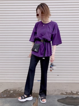 「パープル×黒」｜「アイテム（スラックス）」を使った、aたさん（レディース・168cm）の夏コーディネート