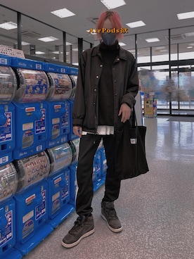 「adidas（アディダス）のトラックパンツ [SST TRACK PANTS] アディダスオリジナルス（その他パンツ、ブラック系）」を使った、aたさん（レディース・170cm）の春コーディネート