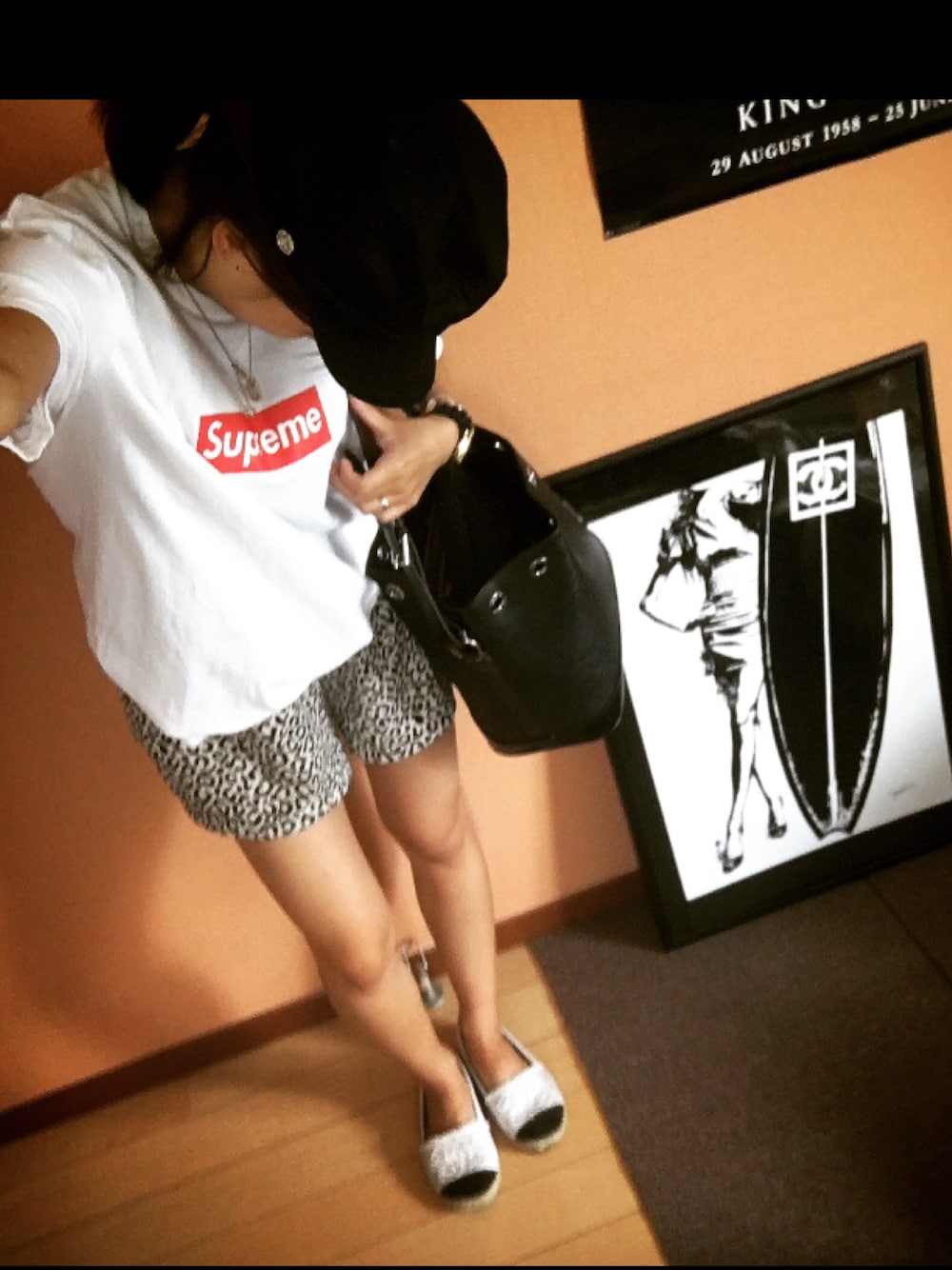 「レオパード、ショートパンツ、キャスケット、シンプル」｜「MOUSSYのアイテム（その他パンツ、ベージュ系）」を使った、chimiさん（レディース・153cm）の夏コーディネートの1枚目の写真