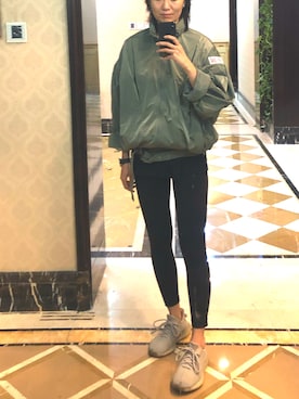 「アイテム（スタジャン、グレー系）」を使った、ray1234さん（レディース・165cm）の夏コーディネート