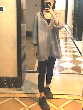 「アイテム（スタジャン、グレー系）」を使った、ray1234さん（レディース・165cm）の夏コーディネート