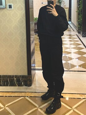 「Mo&Co.（モーアンドコー）のアイテム（チノパンツ）」を使った、ray1234さん（レディース・165cm）の冬コーディネート