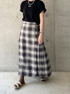 「KBF（ケイビーエフ）のスモールロゴTEE（Tシャツ/カットソー）」を使った、narumiさん（レディース・168cm）の夏コーディネート