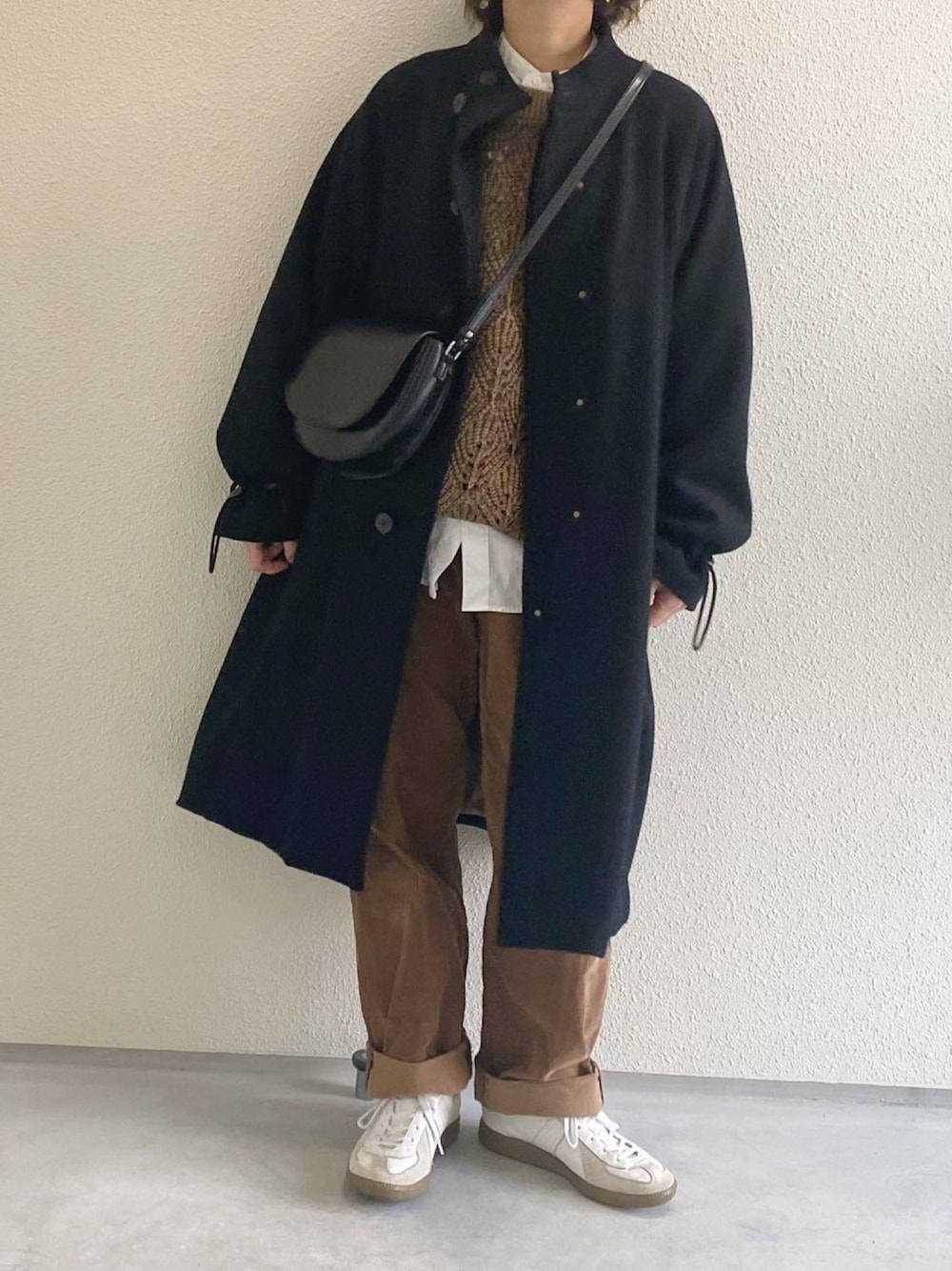 「年末WEAR感謝祭、休日スタイル、カジュアルコーデ、きれいめカジュアル、秋冬コーデ、メンズライク、レイヤードスタイル、コーデュロイパンツ、メルトンコート」｜「NEUNAのダブルカラー鍵編み厚手ニット（ニット/セーター、ブラウン系）」を使った、ともさん（レディース・153cm）の冬コーディネートの1枚目の写真