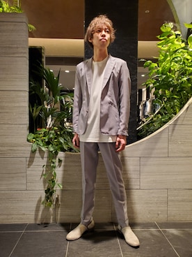 「アイテム（ドレスシューズ、グレー系）」を使った、ishikawaさん（メンズ・175cm）の春コーディネート