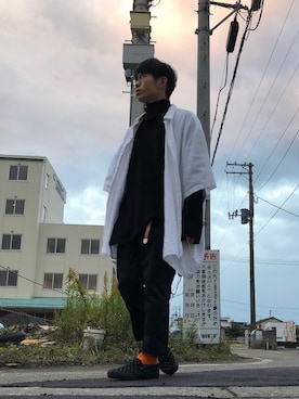 「IKUMI（イクミ）のアイテム（トップス）」を使った、インチキ占い師さん（メンズ・173cm）の秋コーディネート