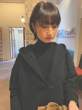 「CLANE（クラネ）のアイテム（パーカー）」を使った、Mao Shimomiseさん（レディース・162cm）の冬コーディネート