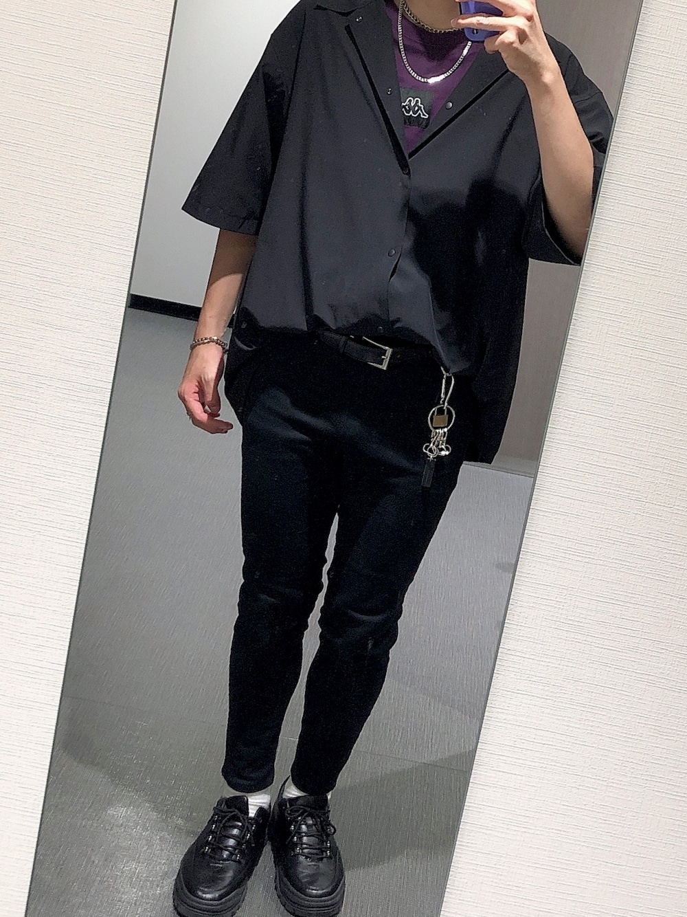 「ちょっと暑い、コーチシャツ、スキニーデニム、相互フォロー」｜「GUのアイテム（デニムパンツ、ブラック系）」を使った、summerさん（メンズ・178cm）の秋コーディネートの1枚目の写真