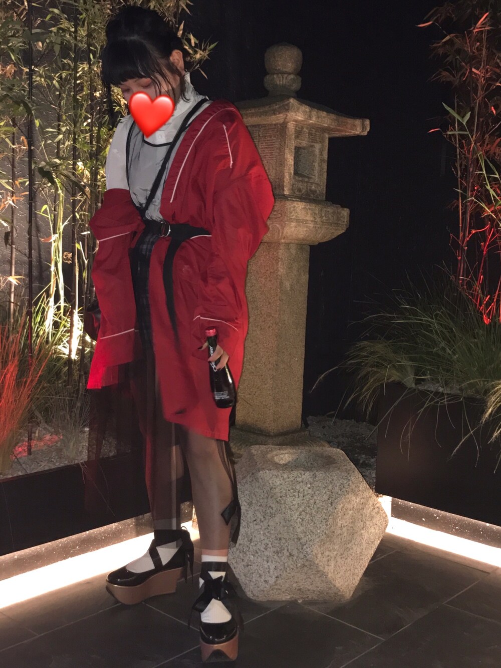 「Vivienne Westwood、H&M、vannie tokyo、ラフォーレ原宿、red」｜「H&Mのアイテム（ワンピース、ブラック系）」を使った、tonechiさん（レディース・155cm）の夏コーディネートの1枚目の写真