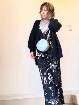 「花柄パンツ」｜「アイテム（つなぎ/オールインワン）」を使った、⭐️KAoRI⭐️さん（レディース・160cm）の春コーディネート