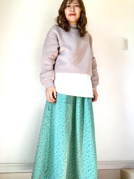 「スウェットトップス」｜「アイテム（スカート）」を使った、⭐️KAoRI⭐️さん（レディース・160cm）の冬コーディネート
