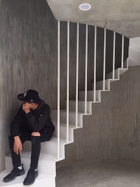 龔慶峰さんのコーディネート