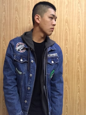 龔慶峰さんのコーディネート