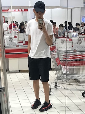 龔慶峰さんのコーディネート