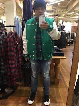 「DIESEL（ディーゼル）のアイテム（スタジャン）」を使った、やすさん（メンズ・173cm）の秋コーディネート