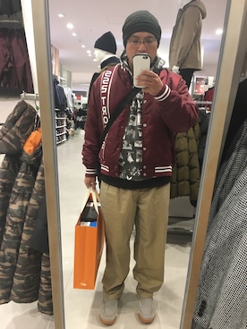 「BEAMS」｜「アイテム（スタジャン）」を使った、やすさん（メンズ・173cm）の秋コーディネート