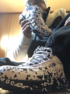 「STUSSY（ステューシー）のアイテム（その他アウター）」を使った、やすさん（メンズ・173cm）の冬コーディネート