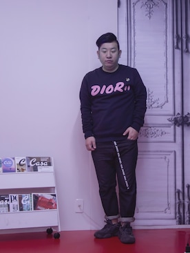 「Dior」｜「アイテム（スウェット）」を使った、Kouichicさん（メンズ・170cm）の冬コーディネート