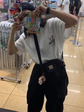「Carhartt（カーハート）のCARHARTT ESSENTIALSBAG S（Shoulderbag、ブラック系）」を使った、サ🔰さん（レディース・153cm）の夏コーディネート