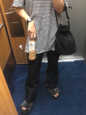 「H&M（エイチ・アンド・エム）のH&M - ボーダーTシャツ - ブラック（T Shirts、ブラック系）」を使った、サ🔰さん（レディース・153cm）の夏コーディネート