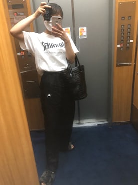 「apres jour mignon（アプレジュールミニョン）のカタオシハンドバッグ【ZOZOTOWN限定アイテム】（Shoulderbag、ブラック系）」を使った、サ🔰さん（レディース・153cm）の秋コーディネート