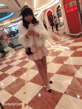 韋耀婷Pinky小兔喵さんのコーディネート