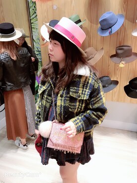 韋耀婷Pinky小兔喵さんのコーディネート