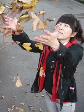 韋耀婷Pinky小兔喵さんのコーディネート