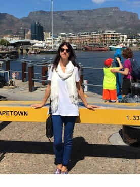 Olivia Lock さんのコーディネート