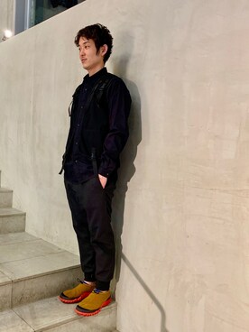 「WHITE MOUNTAINEERING（ホワイトマウンテニアリング）のアイテム（シャツ/ブラウス）」を使った、yamamotoさん（メンズ・170cm）の冬コーディネート
