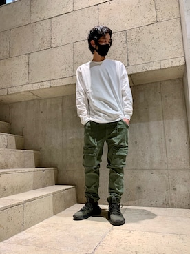 「surt（サート）のSURT（サート）CARGOカーゴパンツ（カーゴパンツ）」を使った、yamamotoさん（メンズ・170cm）の冬コーディネート