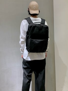 「B'2nd（ビーセカンド）のアイテム（バッグ）」を使った、yamamotoさん（メンズ・170cm）の冬コーディネート