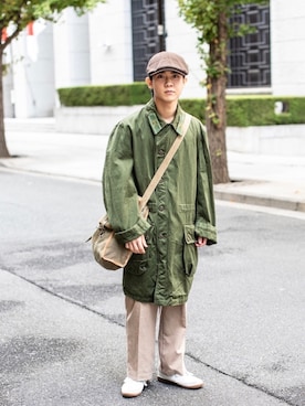「ジャーマントレーナー」｜「アイテム（ハンチング/ベレー帽）」を使った、Naotoさん（メンズ・165cm）の冬コーディネート
