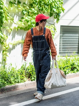 「Levi's RED（リーバイスレッド）のアイテム（オールインワン・サロペット）」を使った、Naotoさん（メンズ・165cm）の春コーディネート