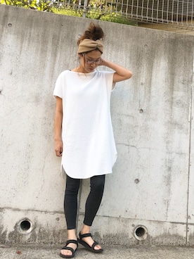 「Teva（テバ）のTeva / プラットフォーム ユニバーサル（サンダル）」を使った、miwa93さん（レディース・164cm）の夏コーディネート