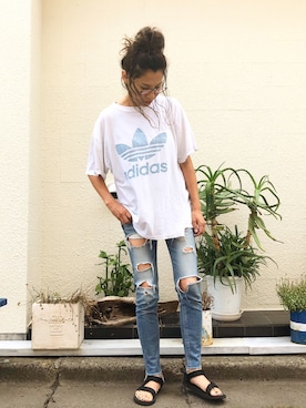 「Teva（テバ）のTeva / プラットフォーム ユニバーサル（サンダル）」を使った、miwa93さん（レディース・164cm）の夏コーディネート