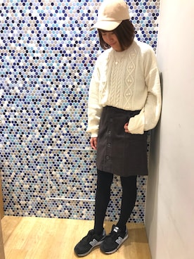 「earth music&ecology（アースミュージックアンドエコロジー）の・コーデュロイミニタイトスカート（スカート）」を使った、にける★さん（レディース・164cm）の冬コーディネート