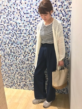 「earth music&ecology（アースミュージックアンドエコロジー）のアイテム（デニムパンツ）」を使った、にける★さん（レディース・164cm）の春コーディネート