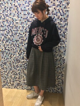 「earth music&ecology（アースミュージックアンドエコロジー）の・シャーリングレース衿プルオーバー（Tシャツ/カットソー、ホワイト系）」を使った、にける★さん（レディース・164cm）の秋コーディネート