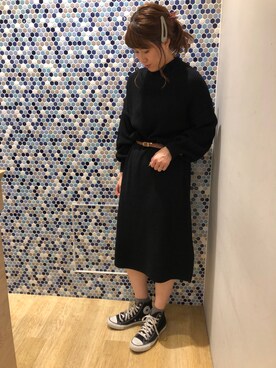 「earth music&ecology（アースミュージックアンドエコロジー）の・スリットニットワンピース ●（ワンピース、ブラック系）」を使った、にける★さん（レディース・164cm）の秋コーディネート