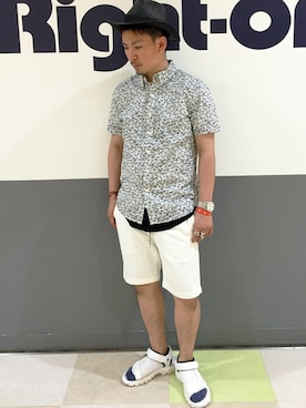 「Right-on（ライトオン）のアイテム（サンダル）」を使った、Right-on 店舗スタッフさん（メンズ・166cm）の春コーディネート